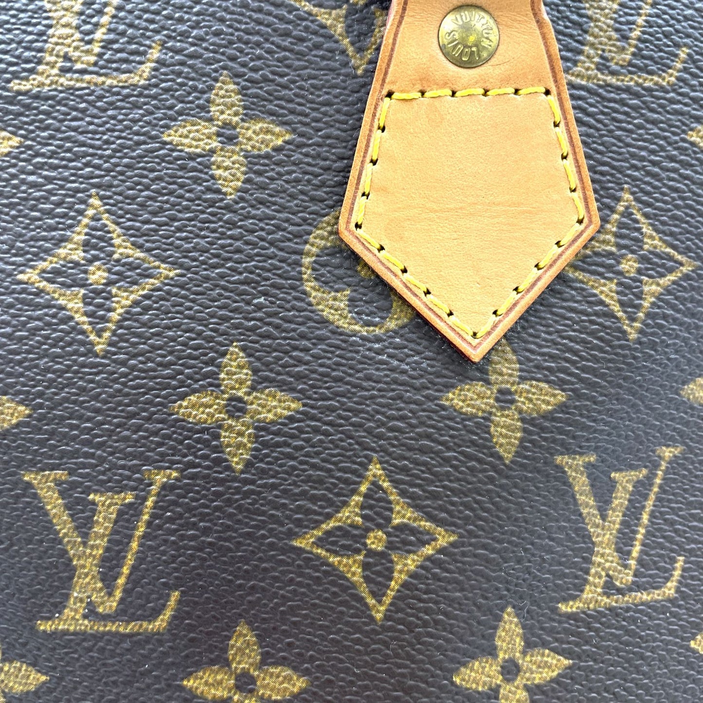 Louis Vuitton Alma PM Monogram Leather Brown Light Handbag Gold — view 8