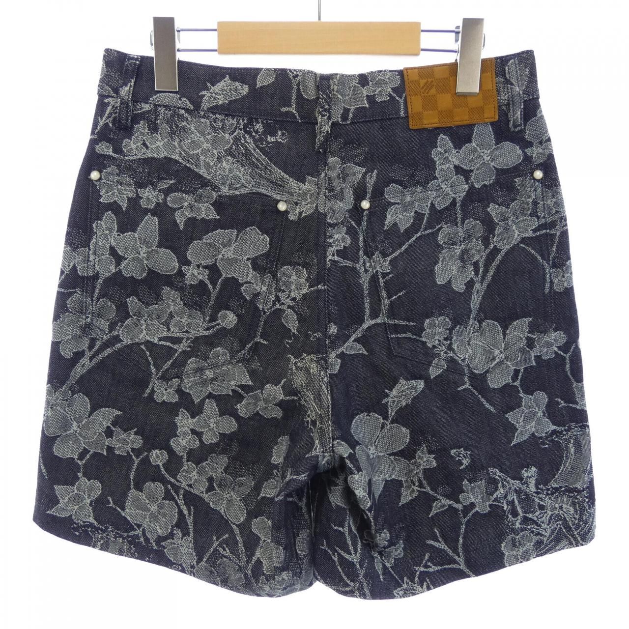 Louis Vuitton Shorts Gray — view 2