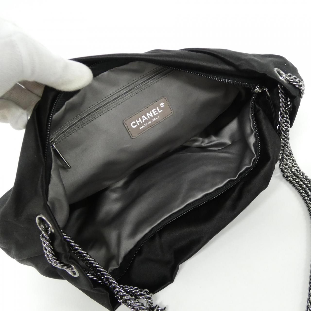 Chanel Shoulder Bag Black — view 5