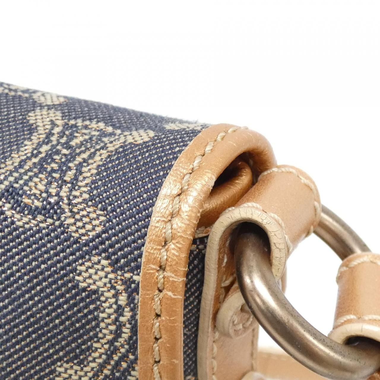 Celine Vintage Shoulder Bag — view 4