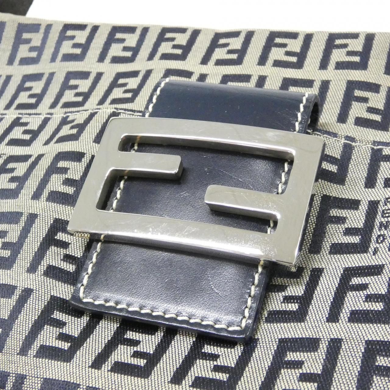 Fendi Vintage Shoulder Bag — view 4