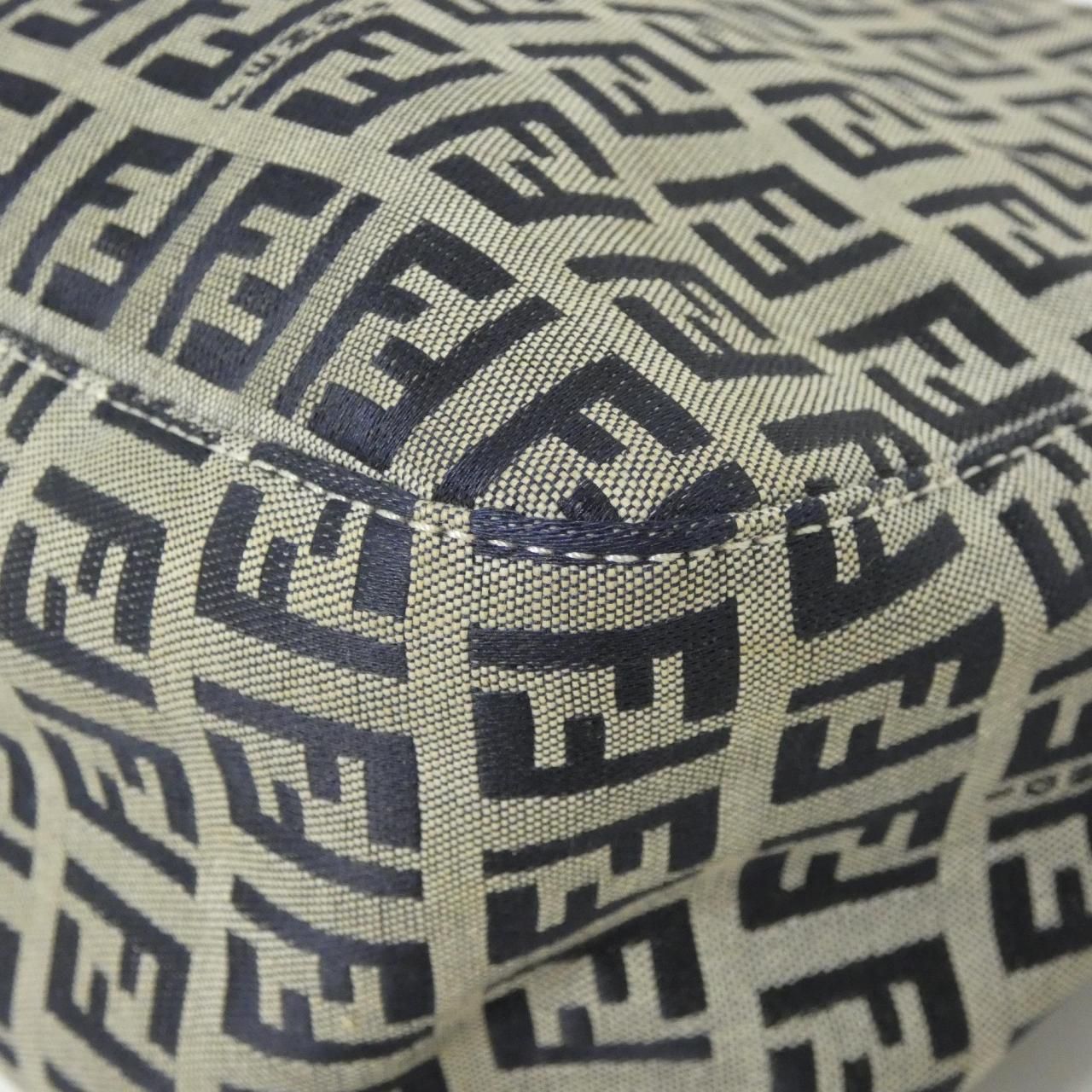 Fendi Vintage Shoulder Bag — view 3