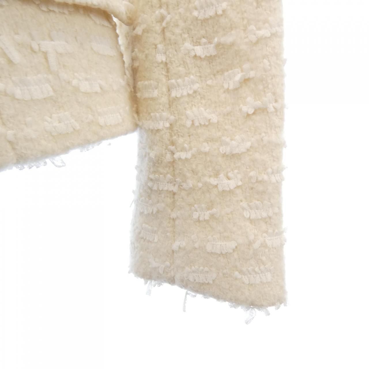 Chanel 20k Jacket Beige — view 7