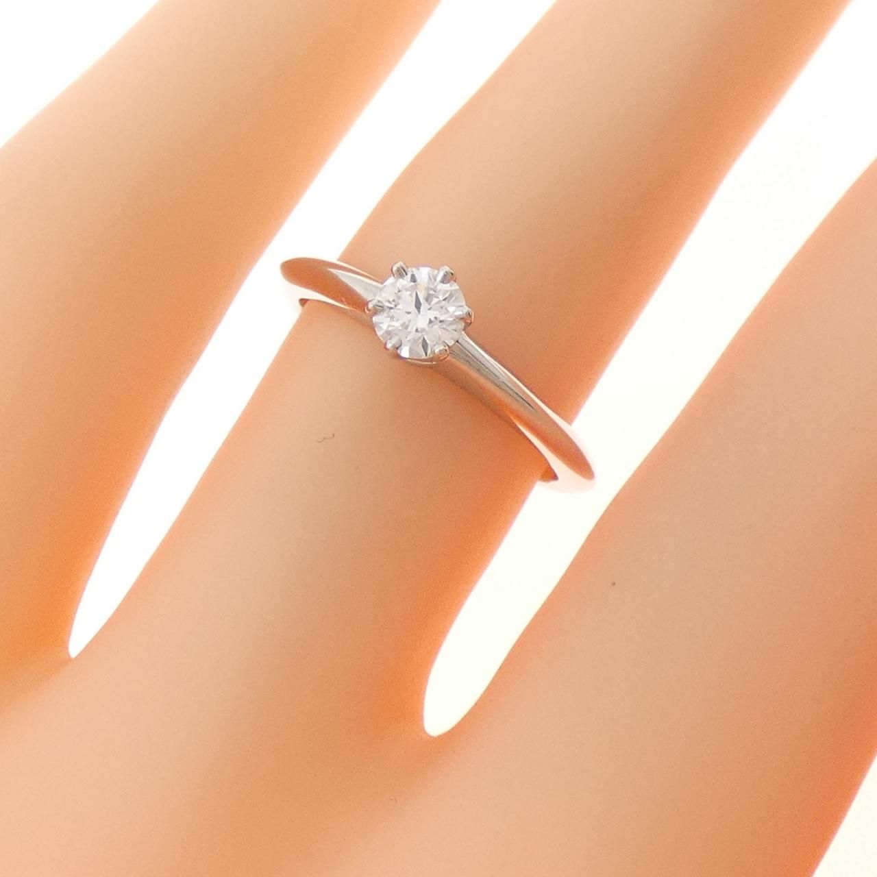 Tiffany & Co Classic Solitaire Ring — view 5