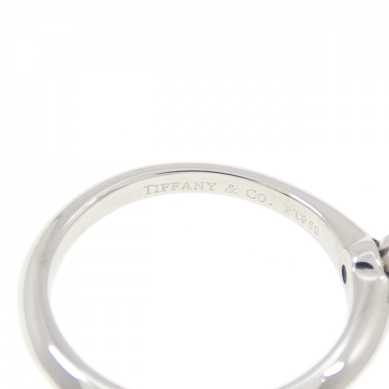 Tiffany & Co Classic Solitaire Ring
