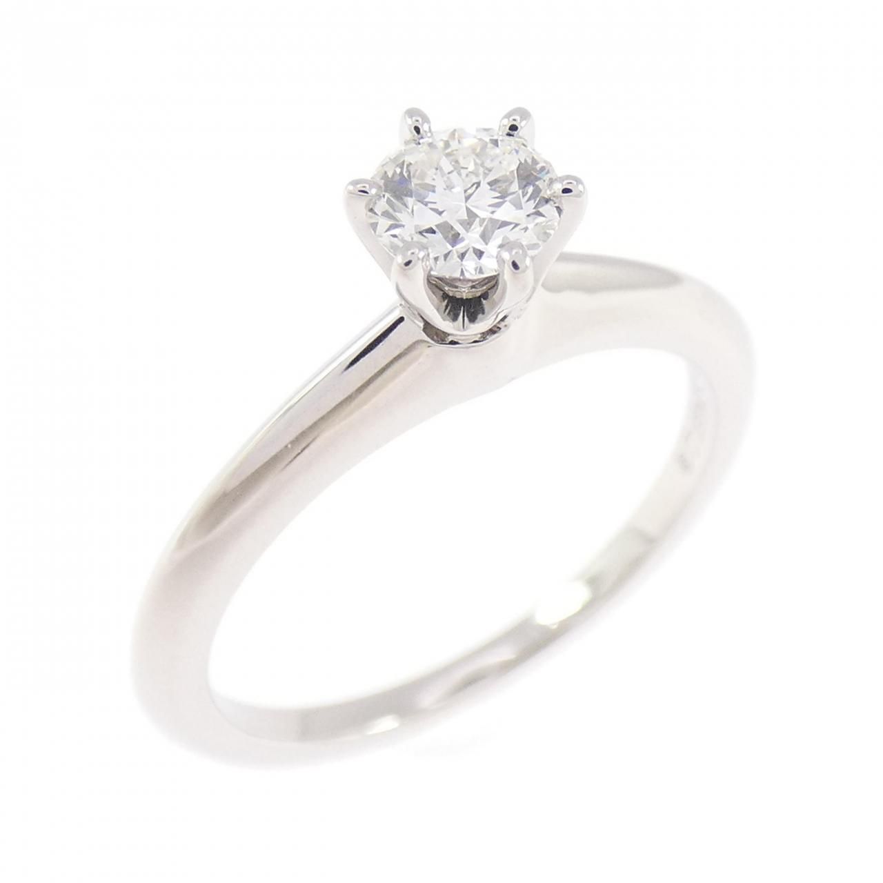 Tiffany & Co Classic Solitaire Ring