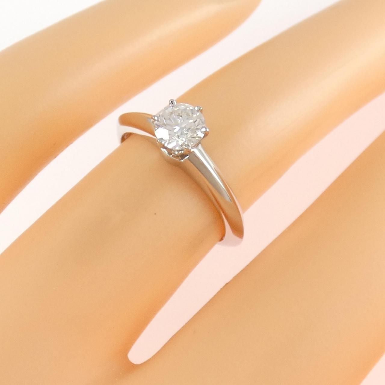 Tiffany & Co Classic Solitaire Ring — view 5