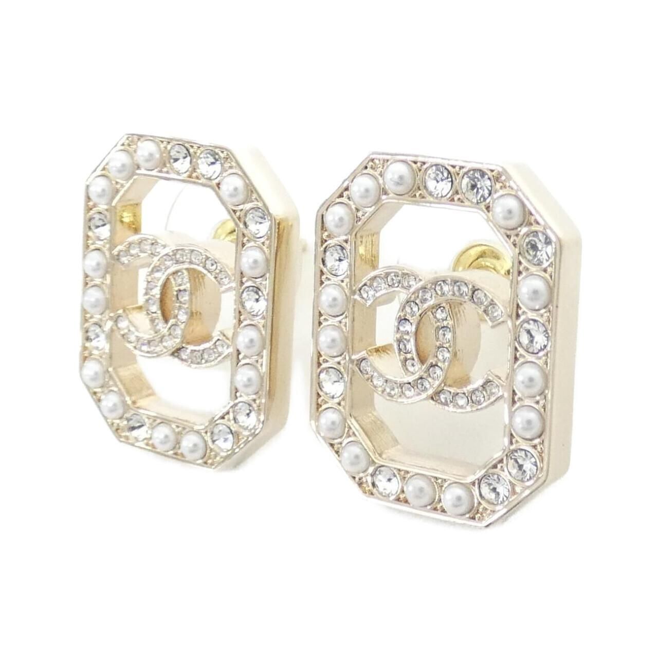 Chanel Earrings Gold — view 2