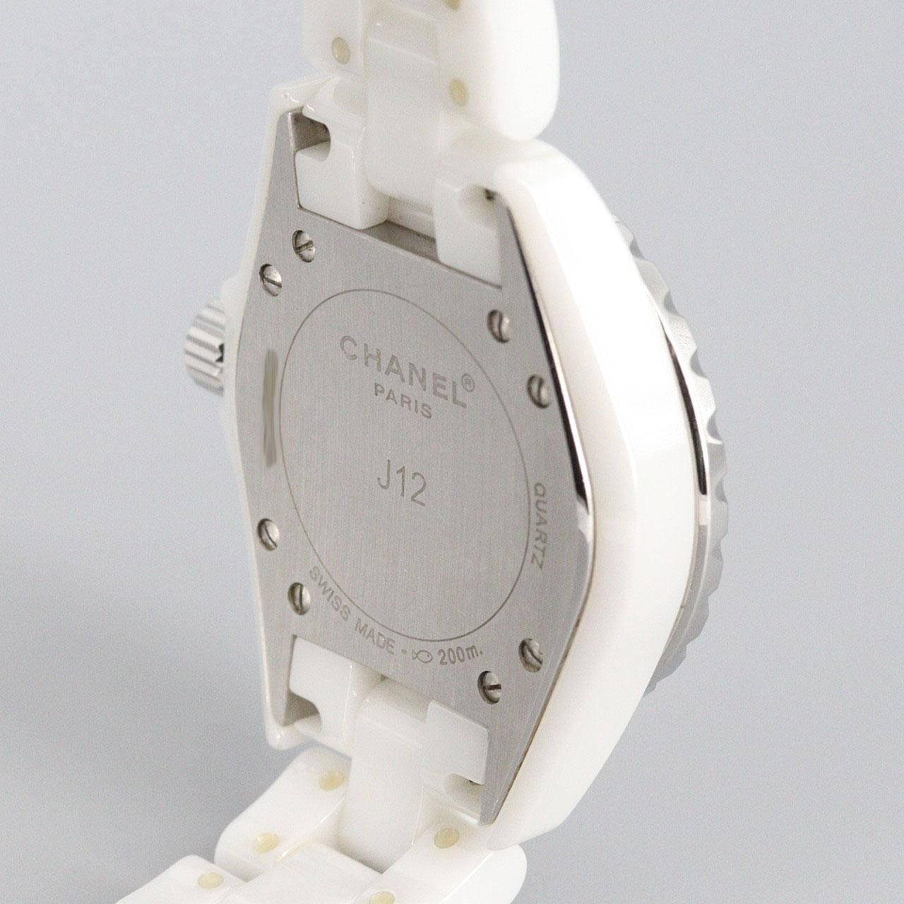Chanel 33 mm Ceramic Quartz Watch — view 6
