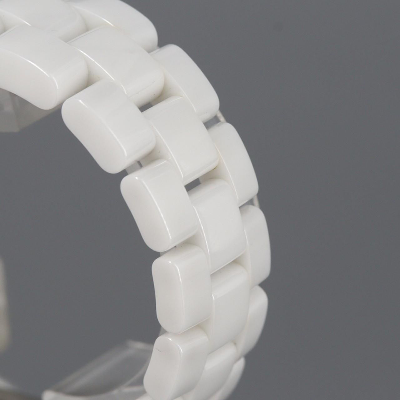 Chanel 33 mm Ceramic Quartz Watch — view 4