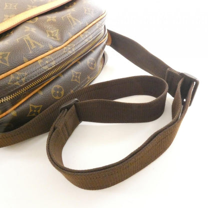 Louis Vuitton Monogram Reporter 28 cm Shoulder Bag — view 7