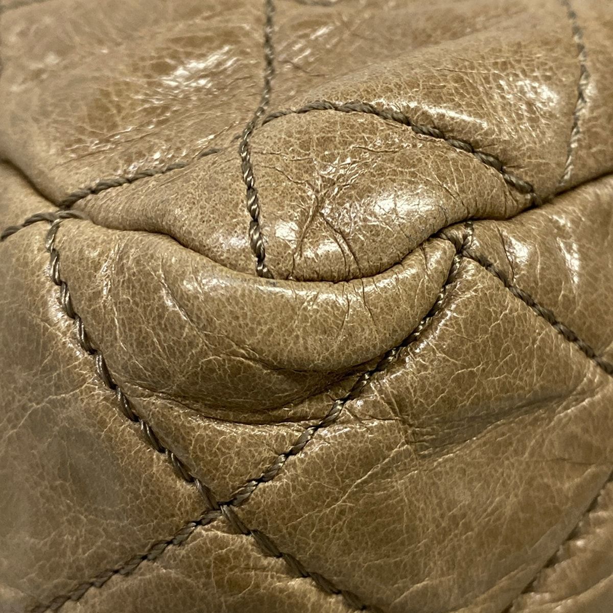 Chanel Shoulder Bag Quilted Beige Vintage Gold 2-Way Flap Chain — view 9