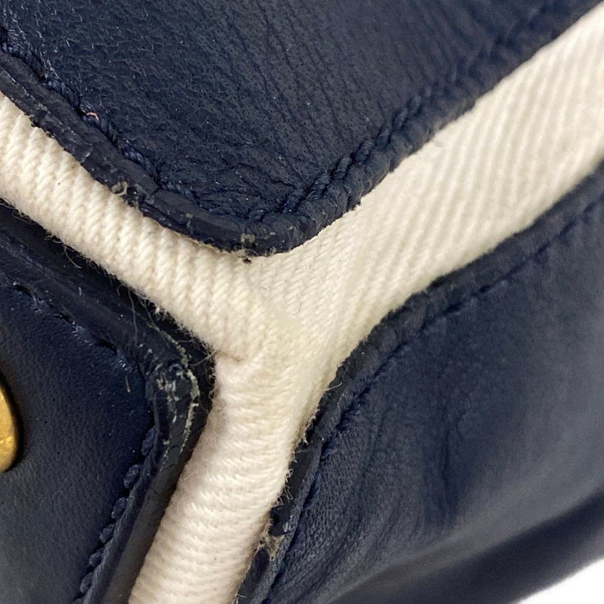 Saint Laurent Yves Handbag Muse to Dark Navy Ivory Leather — view 6