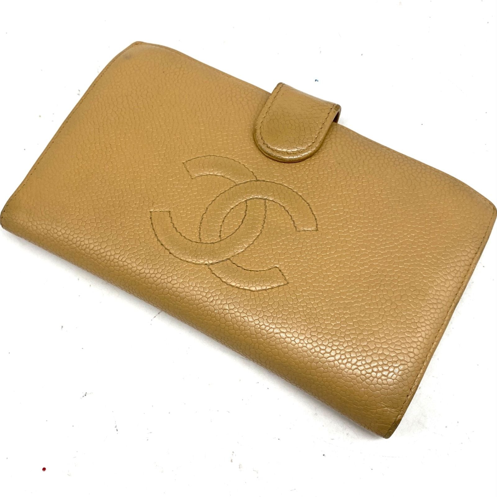 Chanel Wallet Clasp Caviar Leather Beige CC Logo — view 2