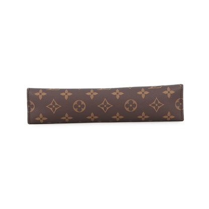 Louis Vuitton Shoulder Bag Monogram LV Yk Toiletries Pouch On Yayoi Kusama — view 3