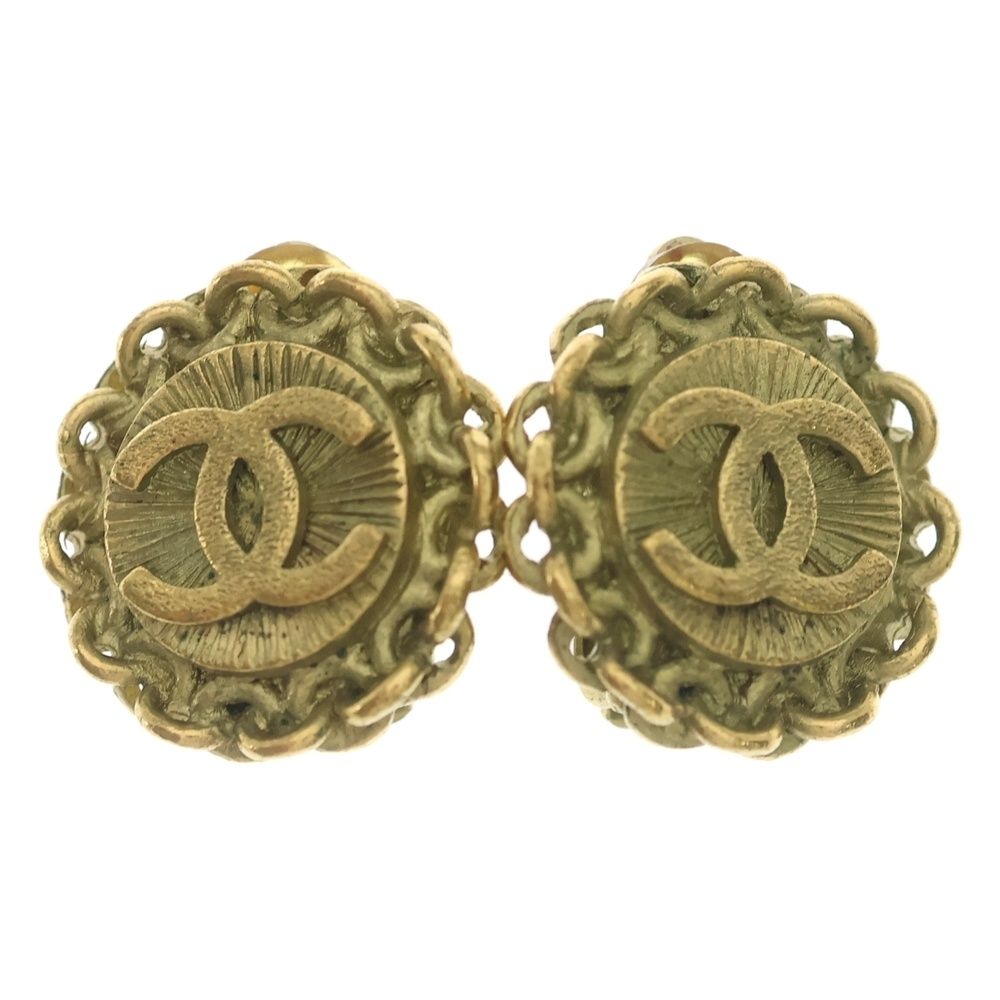 Chanel CC Logo Chain Earring