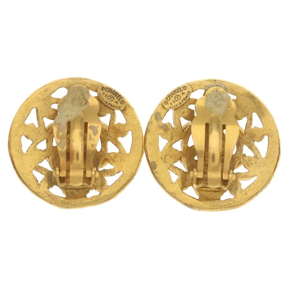 Chanel CC Logo Earrings Round Gold Plated — view 2