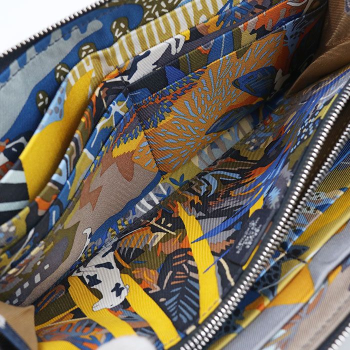 Hermes Azap Long Silk in Wallet Zip Around Epsom Ustam — view 5