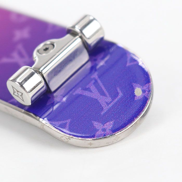 Louis Vuitton Bijou Sac Skateboard Key Ring Metal — view 6