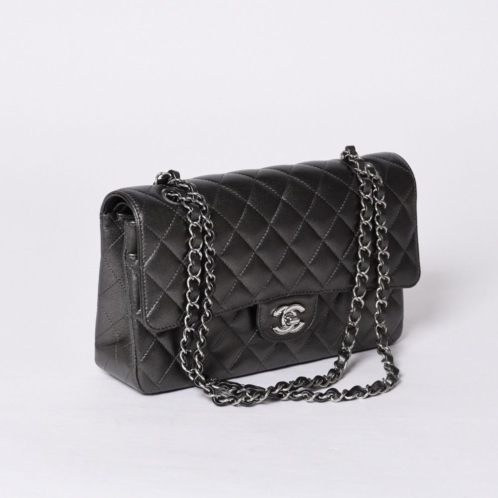 Chanel Quilted 25 Double Flap Chain Shoulder Bag Shine Gray Lambskin Silver — view 4