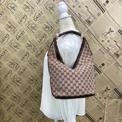 Gucci GG Canvas Shoulder Bag Business Travel — view 2