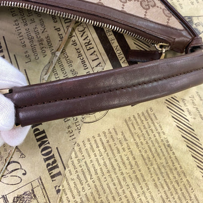 Gucci GG Canvas Shoulder Bag Business Travel — view 3