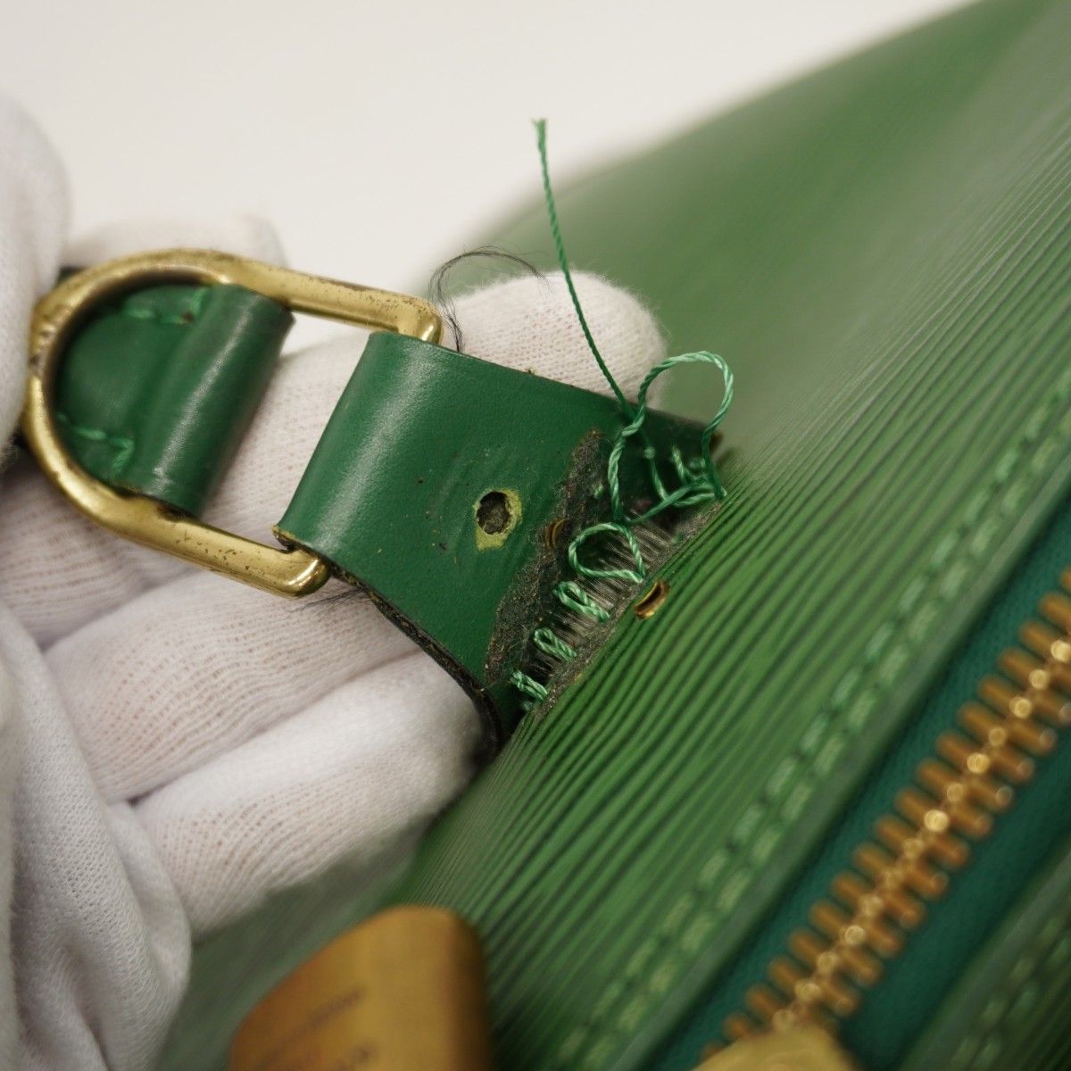 Louis Vuitton Handbag Epi Alma Borneo Green — view 7