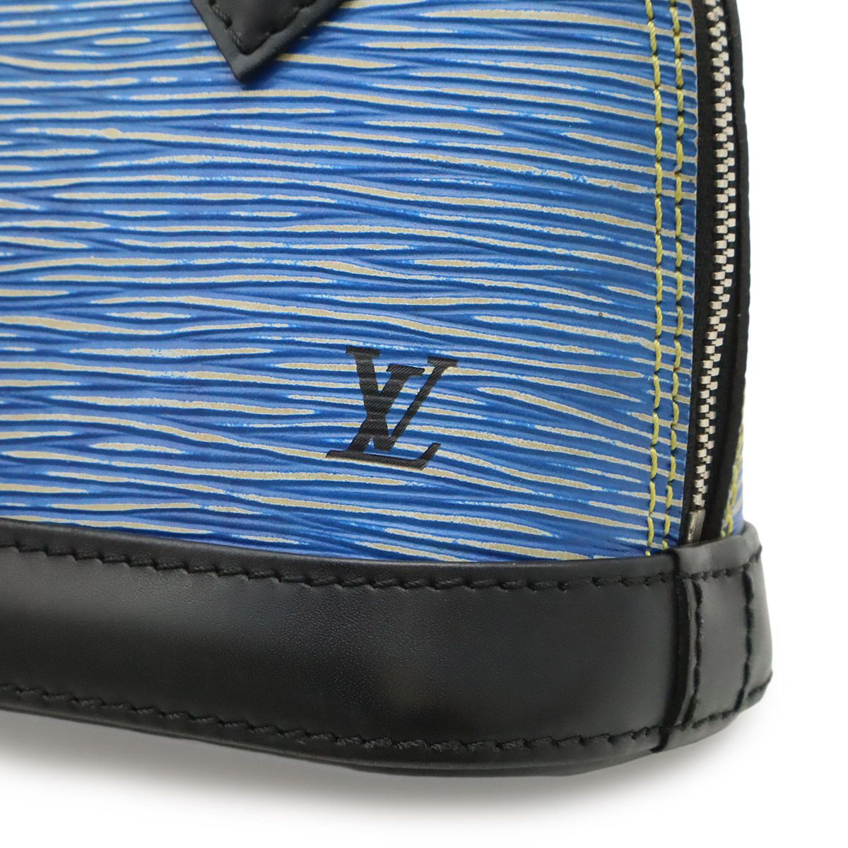 Louis Vuitton Epi Denim Nano Alma Mini Bag 2-Way Light Blue — view 9