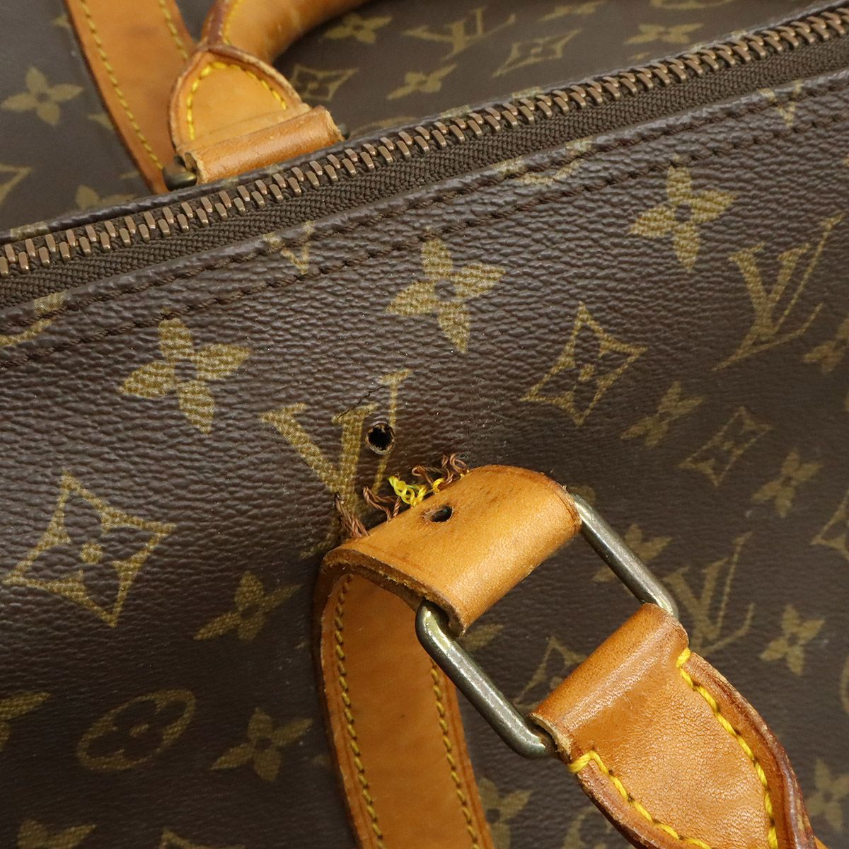 Louis Vuitton Monogram Keepall Bandouliere 60 Boston Bag Travel Purse 2-Way — view 9