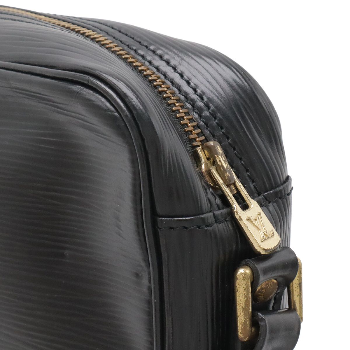 Louis Vuitton Epi Trocadero 24 Shoulder Bag Crossbody Leather Noir Black Gold — view 5