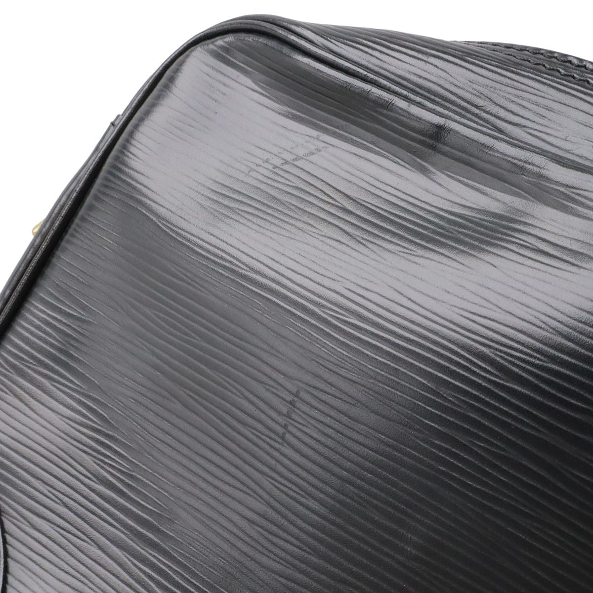 Louis Vuitton Epi Trocadero 24 Shoulder Bag Crossbody Leather Noir Black Gold — view 4