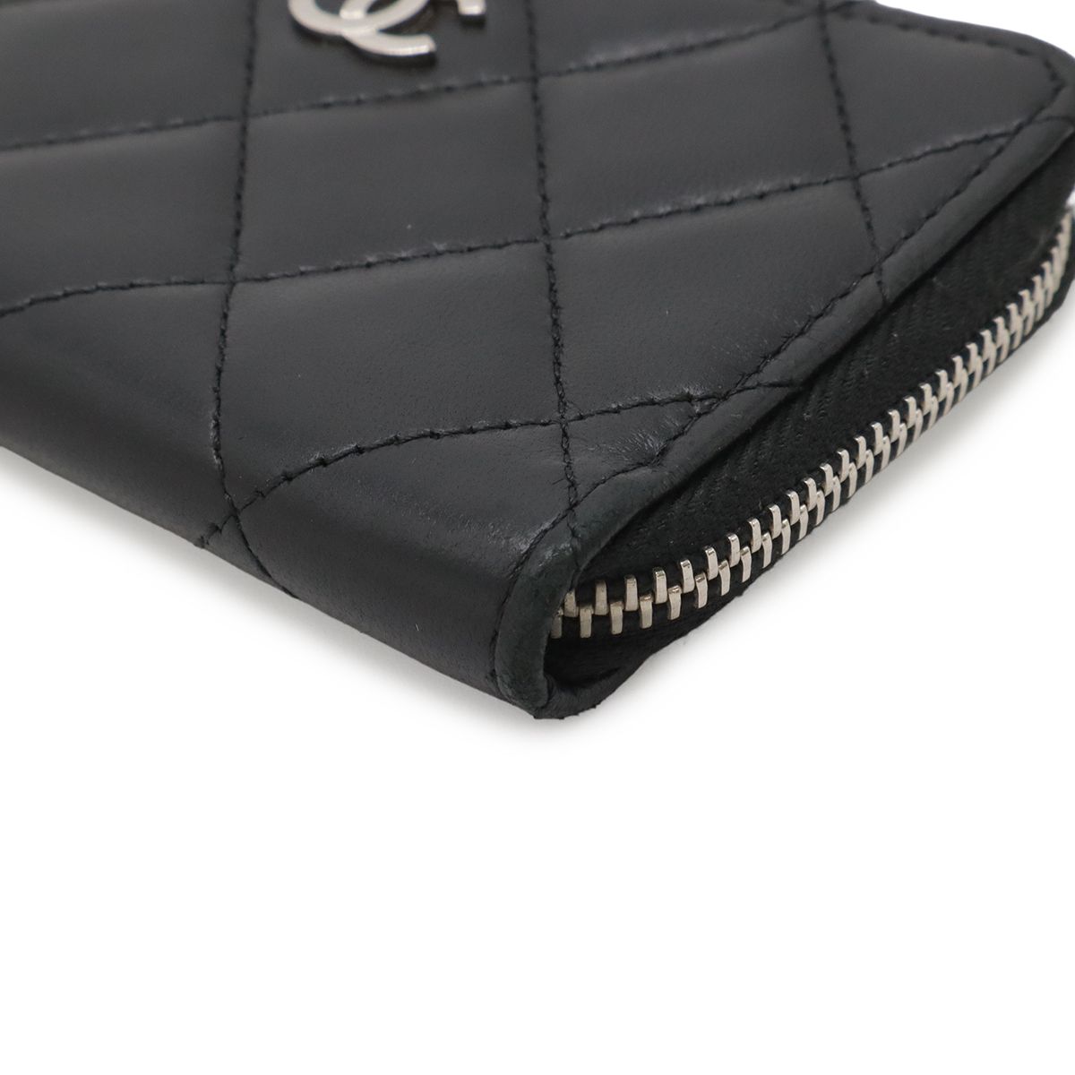 Chanel Quilted CC Logo Coin Purse L-shaped Zipper Lamb Black Silver Key Ring — view 3