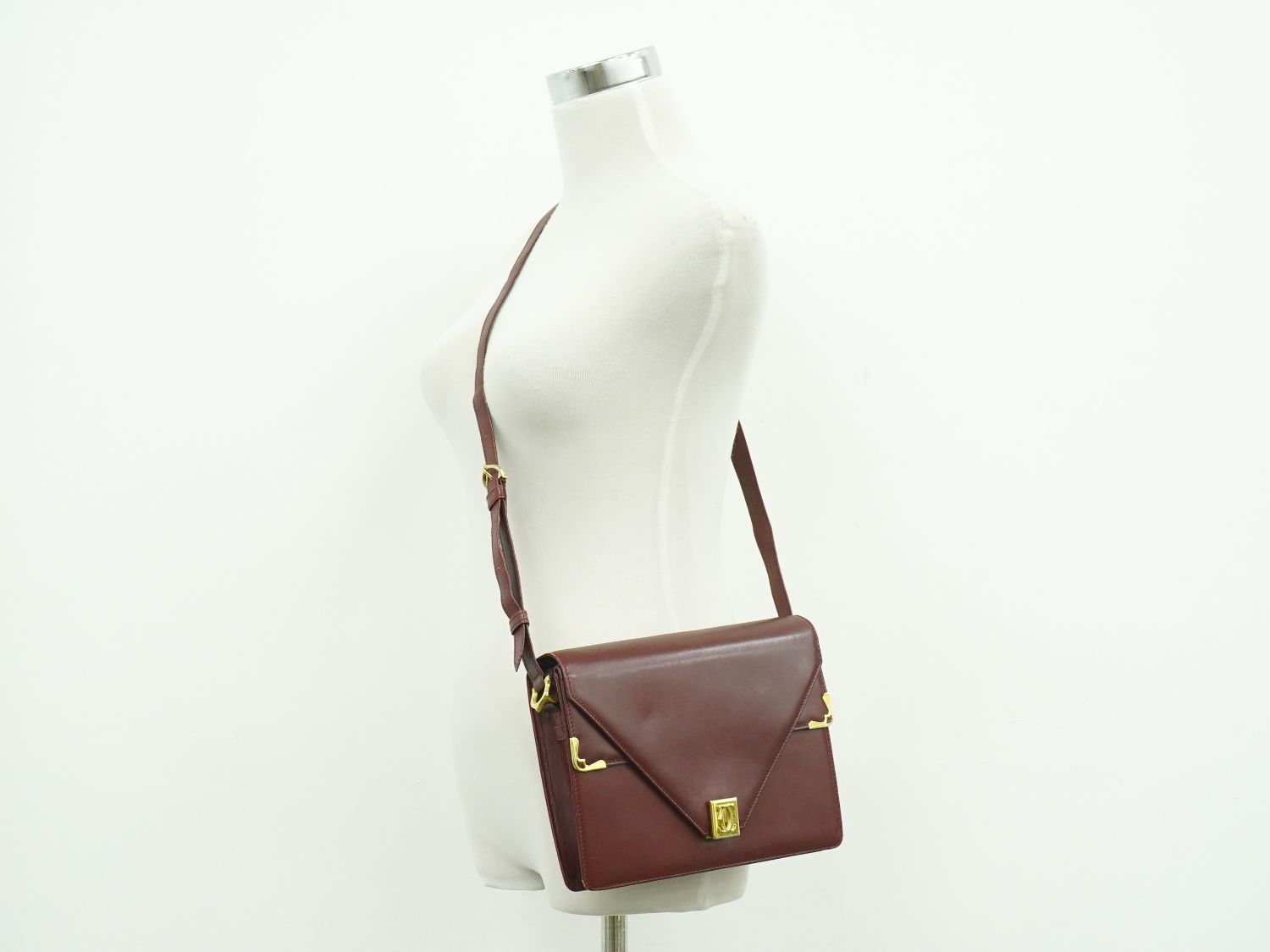 Cartier Must Line Shoulder Bag Pochette Leather Bordeaux — view 6