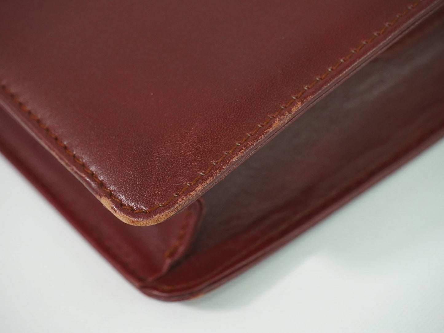 Cartier Must Line Shoulder Bag Pochette Leather Bordeaux — view 7
