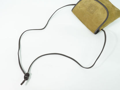 Loewe Anagram Shoulder Bag Pochette Suede Leather Brown — view 4