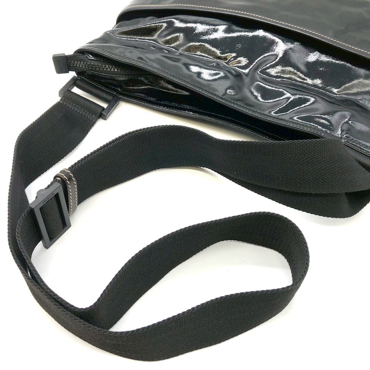 Gucci Cles Shoulder Bag Enamel Patent Leather Black — view 6