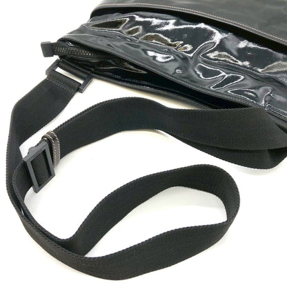 Gucci Cles Shoulder Bag Enamel Patent Leather Black — view 6