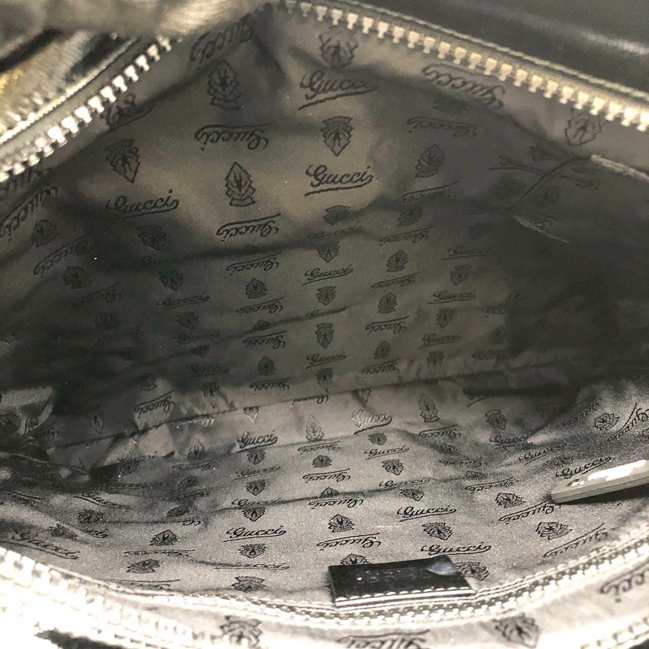 Gucci Cles Shoulder Bag Enamel Patent Leather Black — view 7
