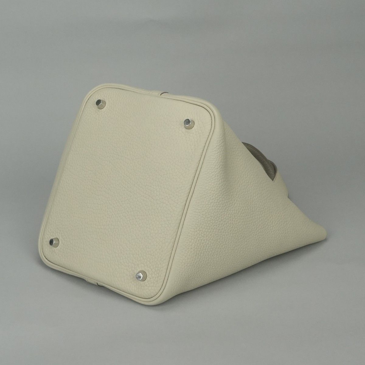 Hermes Picotin Lock MM 22 Tote Taurillon Clemence Cles Craie White Silver — view 5
