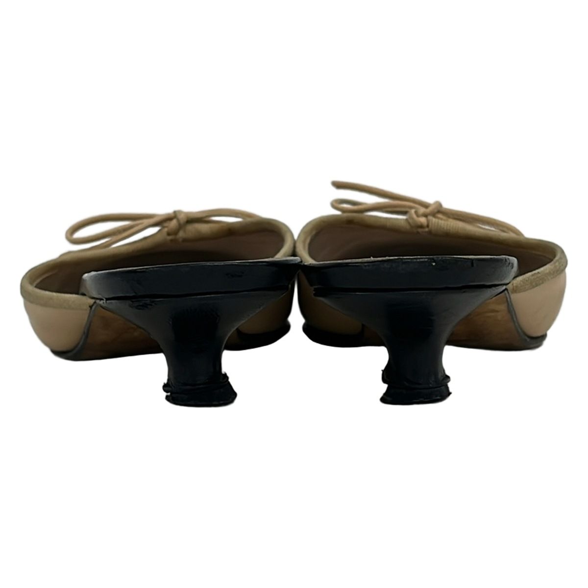 Chanel Mules 34.5 C Beige Black Ribbon CC Logo Lambskin — view 3