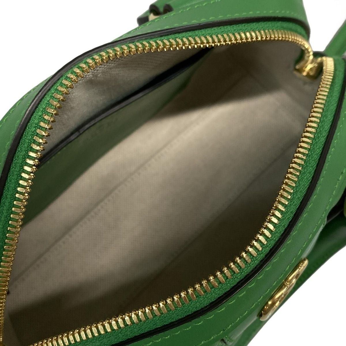 Gucci Handbag GG Matelasse Green Leather — view 7