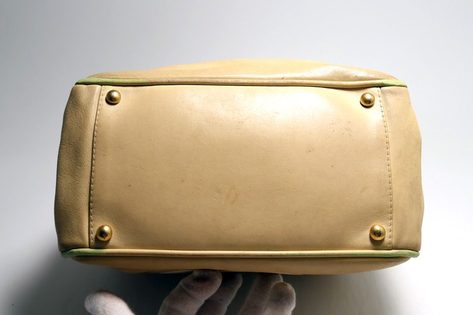 Chanel Camellia Leather Shoulder Bag — view 3