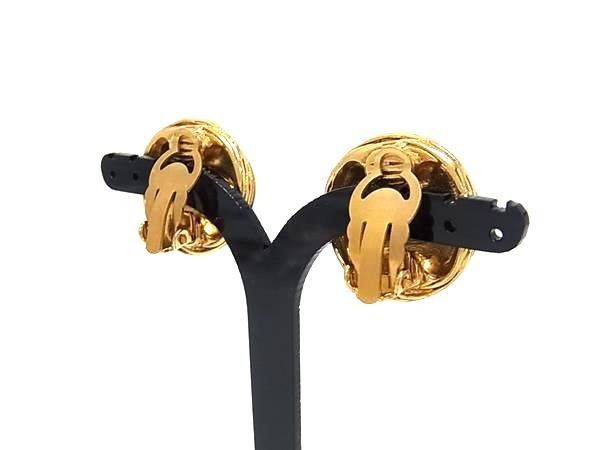 Chanel Earrings CC Logo Gold Metal Clip Type — view 2