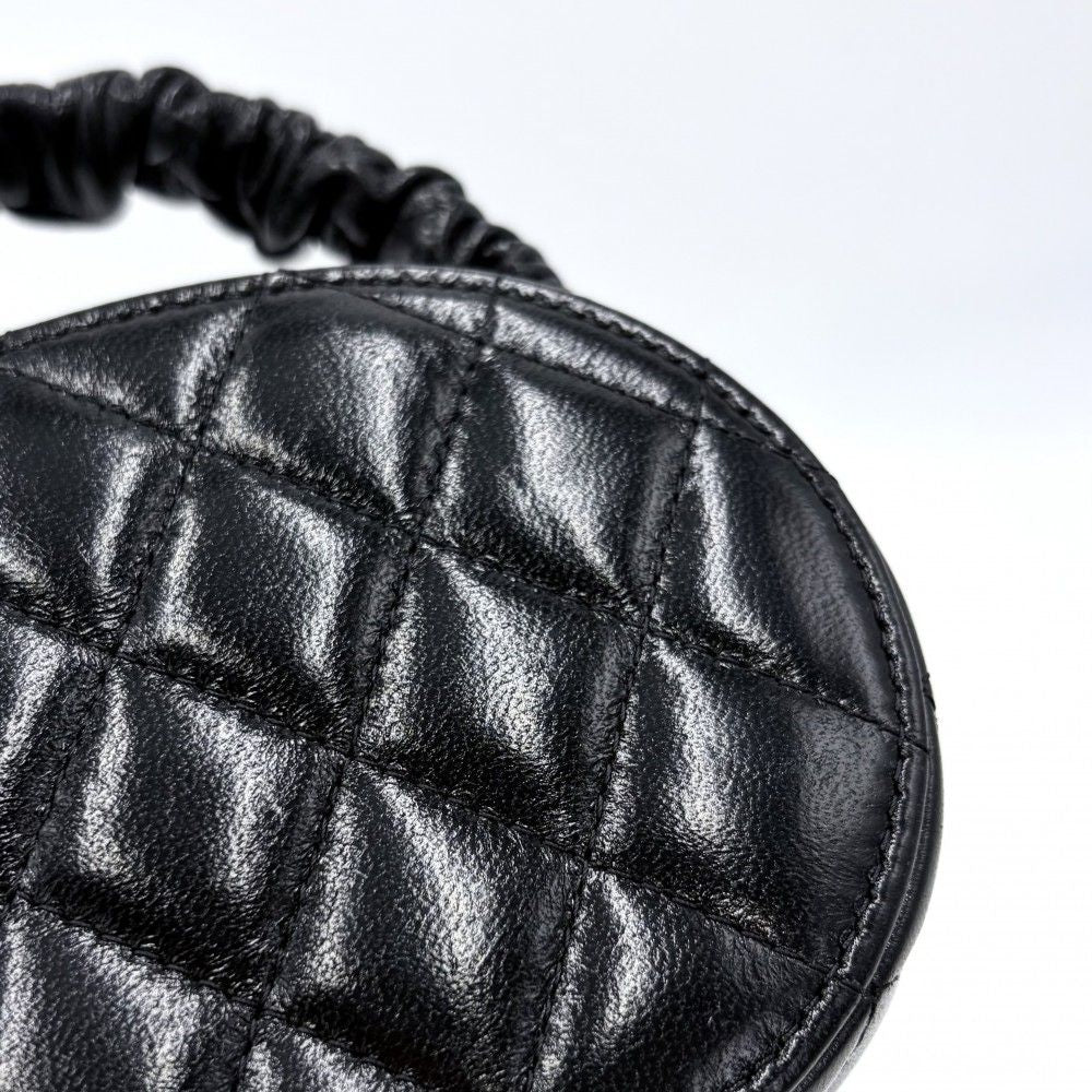 Chanel Quilted Vanity Mini Bag CC Logo Leather Black Gold — view 6