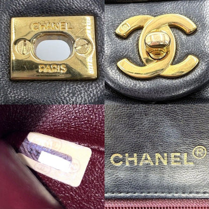 Chanel Shoulder Bag Mini Quilted Chain Turnlock Crossbody Mini Vintage CC Logo — view 5