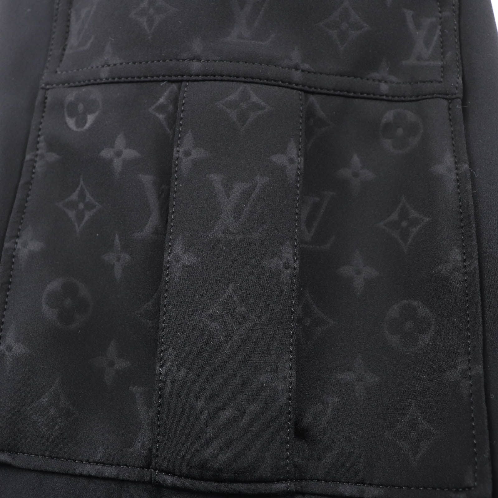Louis Vuitton Monogram Detail Cargo Pants Black 36 — view 7