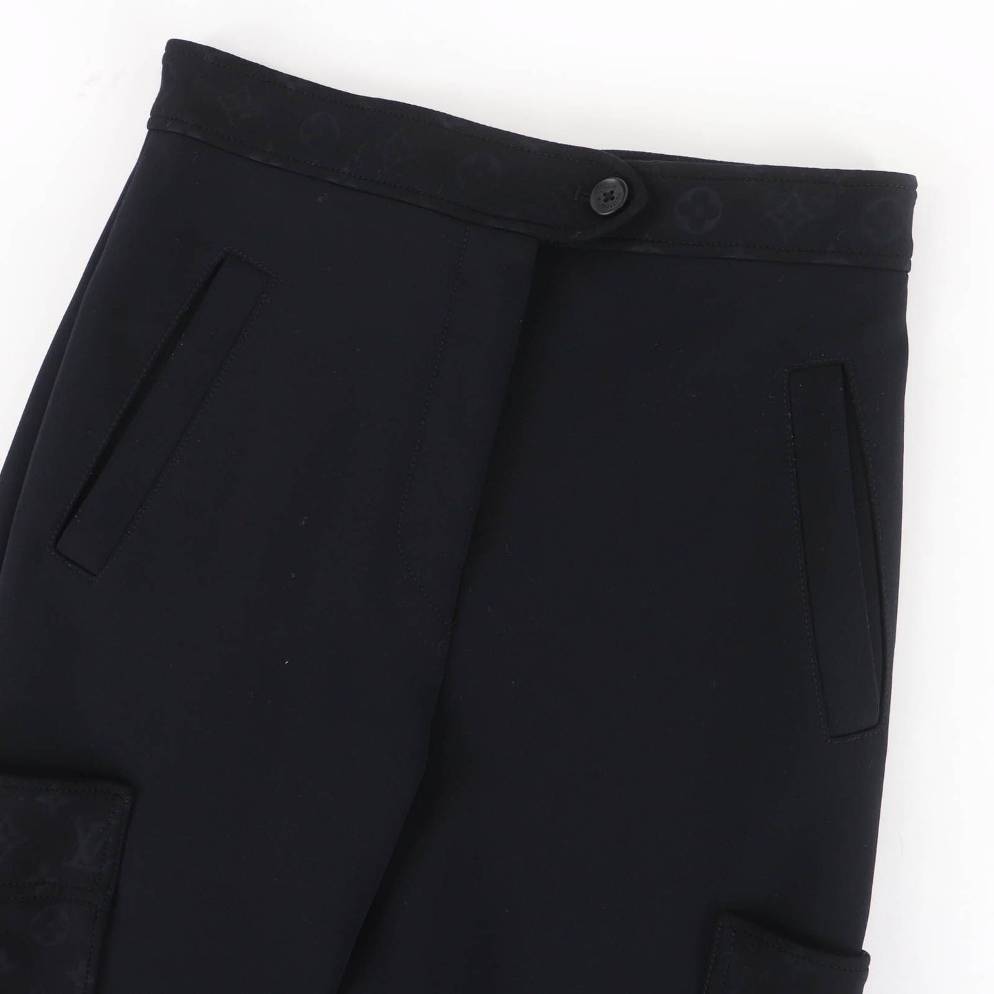 Louis Vuitton Monogram Detail Cargo Pants Black 36 — view 3