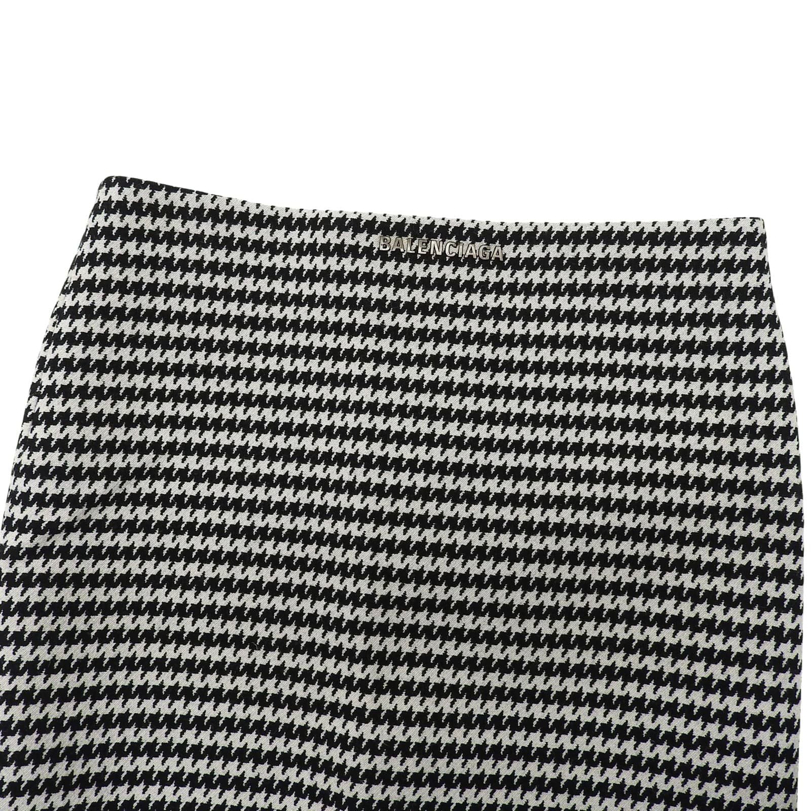 Balenciaga Wool Logo Plate Houndstooth Tight Skirt Black White 36 — view 3