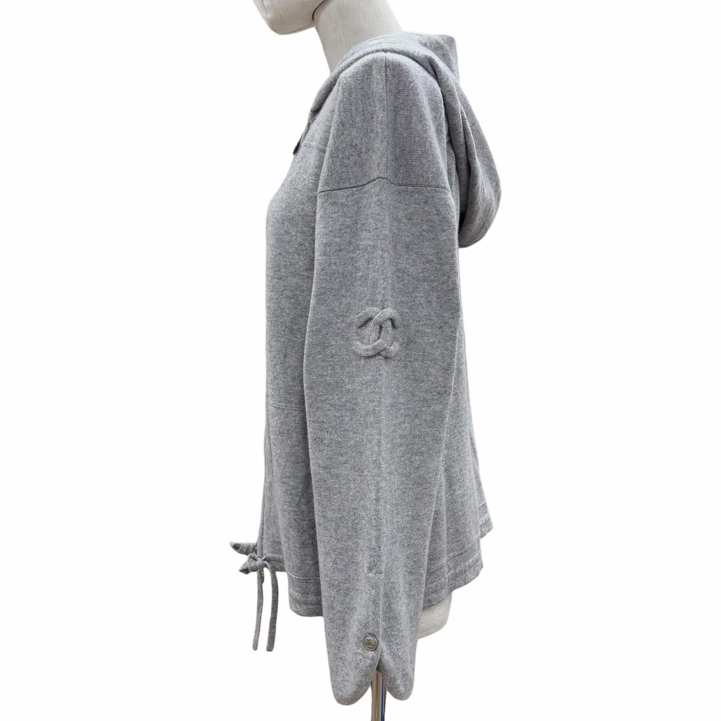 Chanel Cashmere CC Logo Button Decoration Double Zip Hoodie Gray 46 OK — view 2