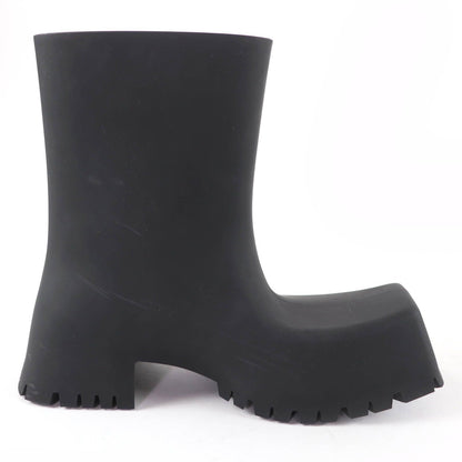 Balenciaga Trooper Short Boots Black — view 6